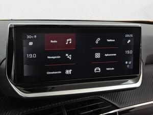 Peugeot 2008 Allure Pack BlueHDI 81kW (110CV) 23