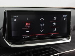 Peugeot 2008 Allure Pack BlueHDI 81kW (110CV) 29