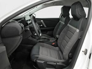 Citroën C4 BlueHDi 130 S&S EAT8 Plus 8