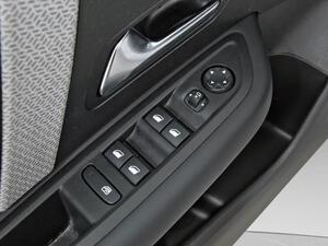 Citroën C4 BlueHDi 130 S&S EAT8 Plus 13