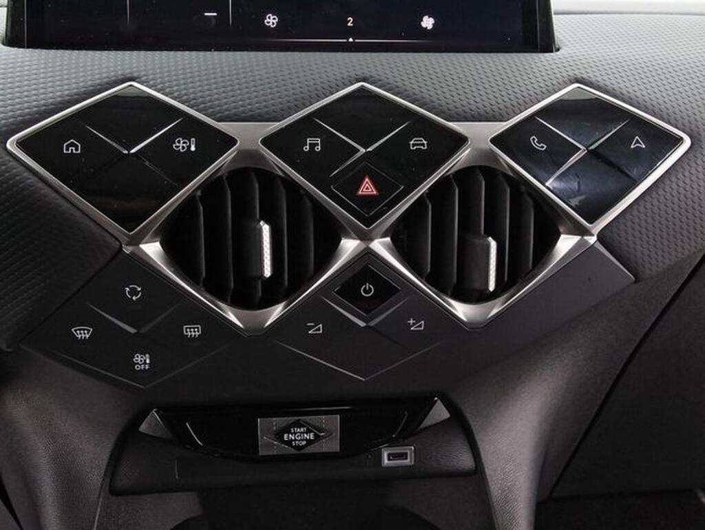 DS DS 3 PureTech 74kW (100CV) Bastille Segunda mano