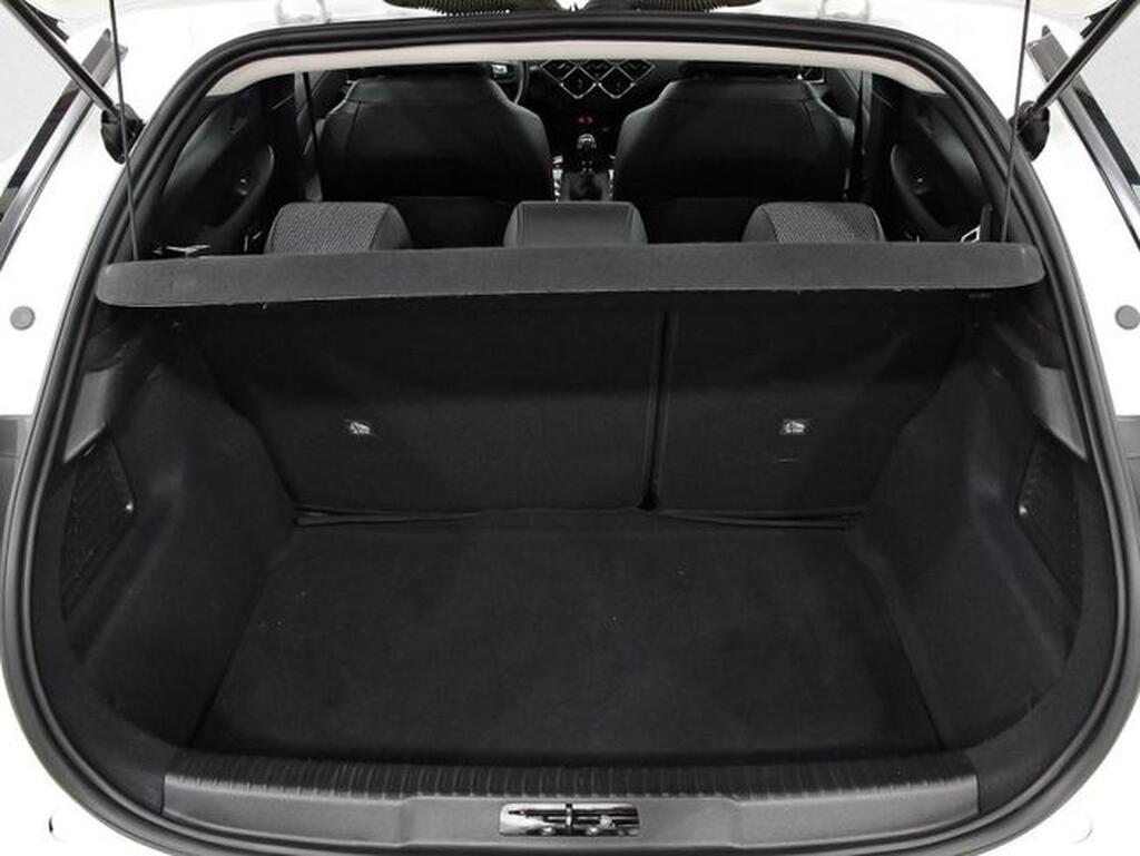 DS DS 3 PureTech 74kW (100CV) Bastille Segunda mano