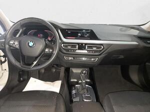 BMW Serie 1 116d 8