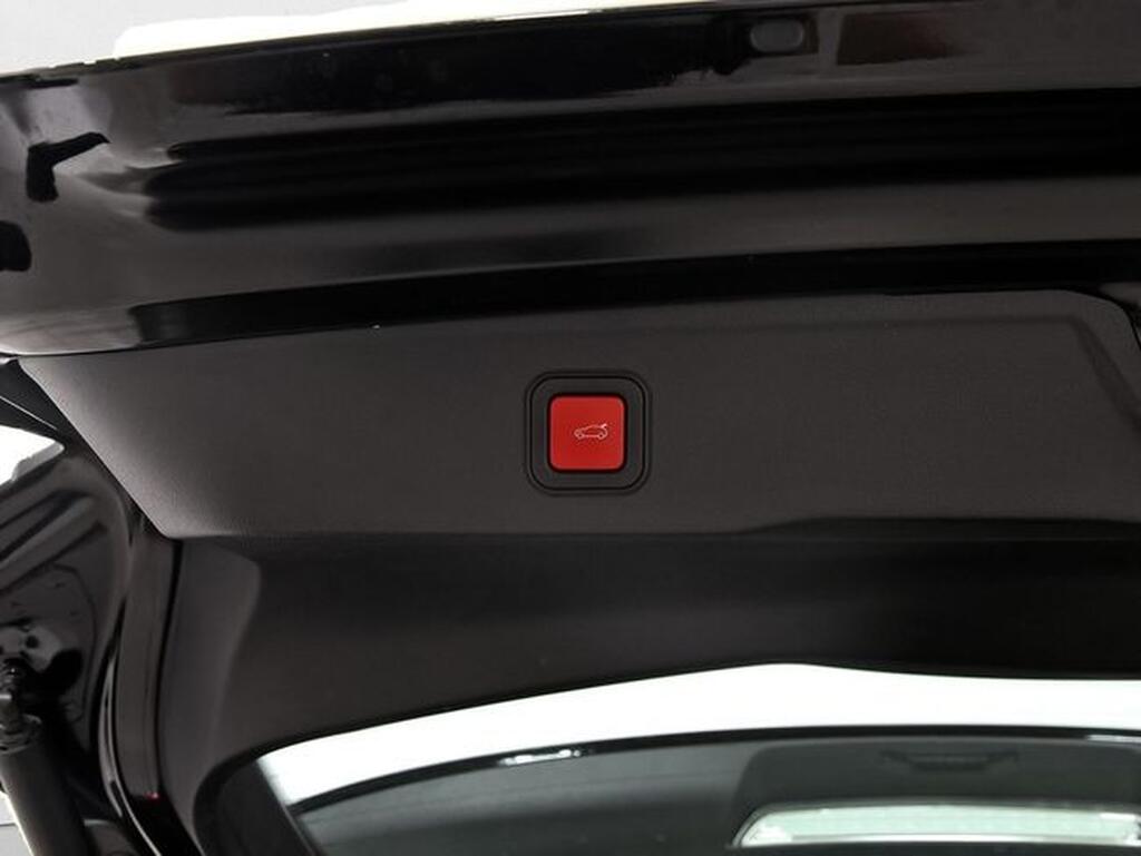 Jeep Avenger 1.2 G 100 ALTITUDE 5P Segunda mano