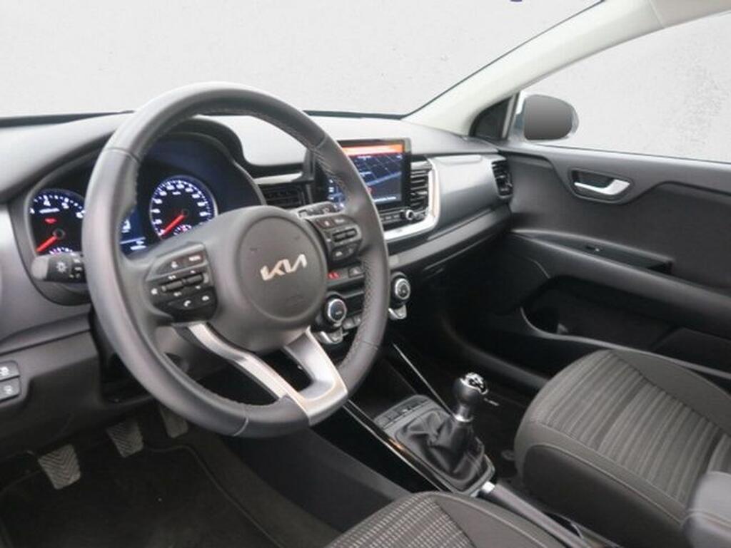 Kia Stonic 1.2 DPI DRIVE 84 5P Segunda mano
