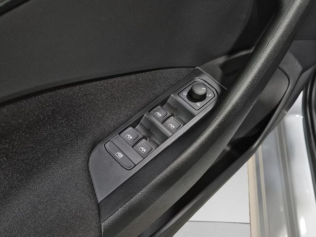 Skoda Kamiq 1.0 TSI 85kW (115CV) SELECTION Segunda mano