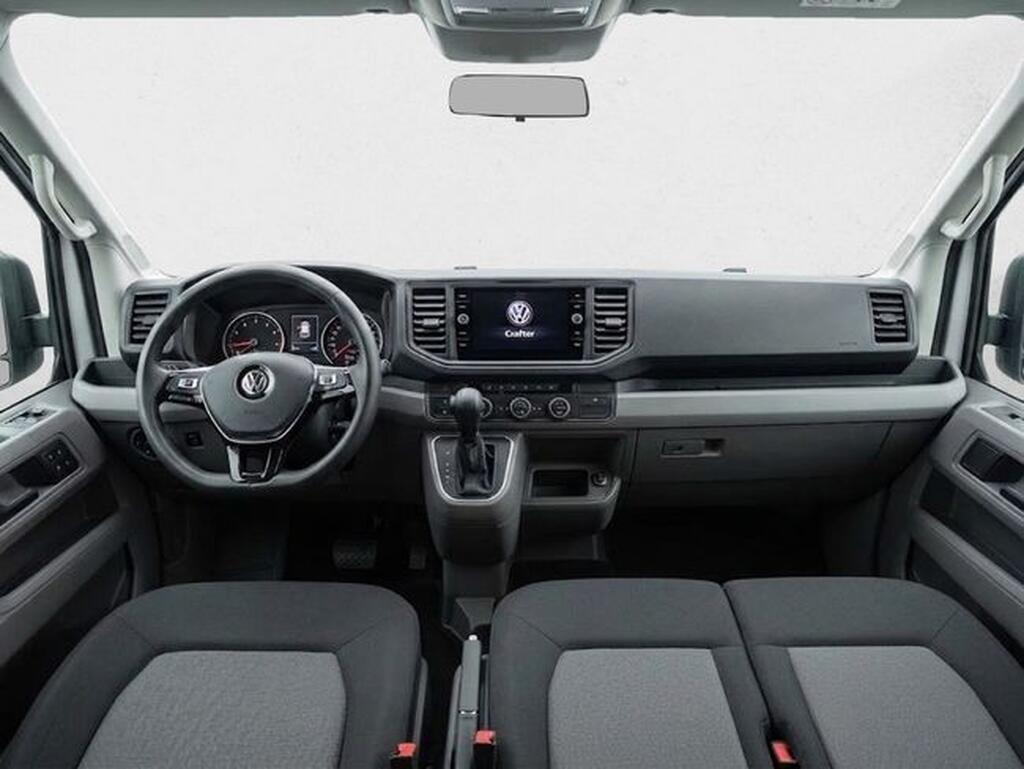 Volkswagen Crafter FURGON 2.0 TDI 140CV 35 BATALLA MEDIA L3H2 4P 3500KG Segunda mano