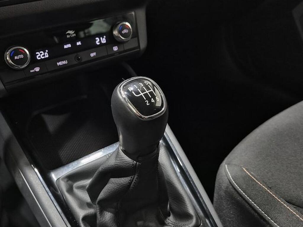 Skoda Kamiq 1.0 TSI 110 AMBITION 5P Segunda mano