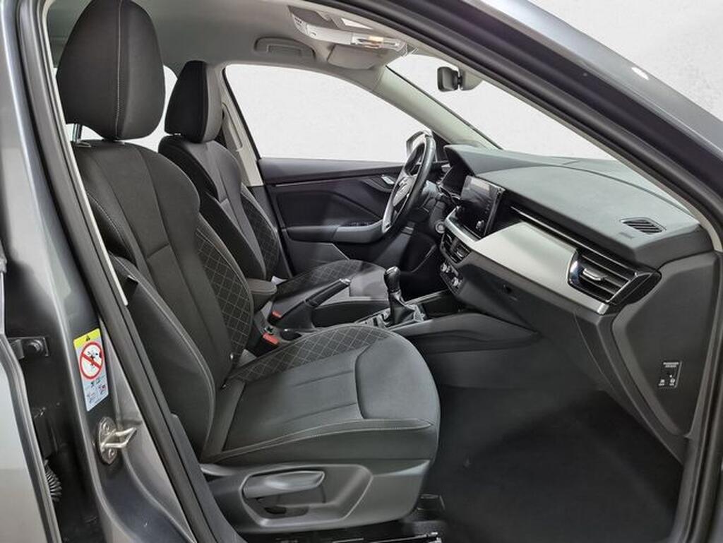 Skoda Kamiq 1.0 TSI 110 AMBITION 5P Segunda mano