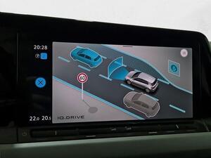 Volkswagen Golf 1.5 TSI 150 LIFE 5P (PACK HOLA TECNOLOGIA+PACK HOLA SEGURIDAD) 24