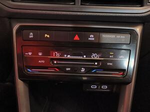 Volkswagen T-Cross 1.0 TSI 110 SPORT 5P (PACK KUZ Y VISIBILIDAD+CAMARA TRASERA) 22
