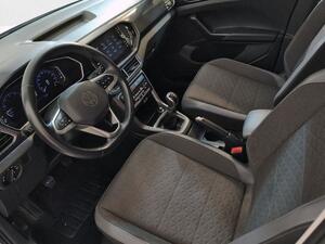 Volkswagen T-Cross 1.0 TSI 110 SPORT 5P (PACK KUZ Y VISIBILIDAD+CAMARA TRASERA) 25