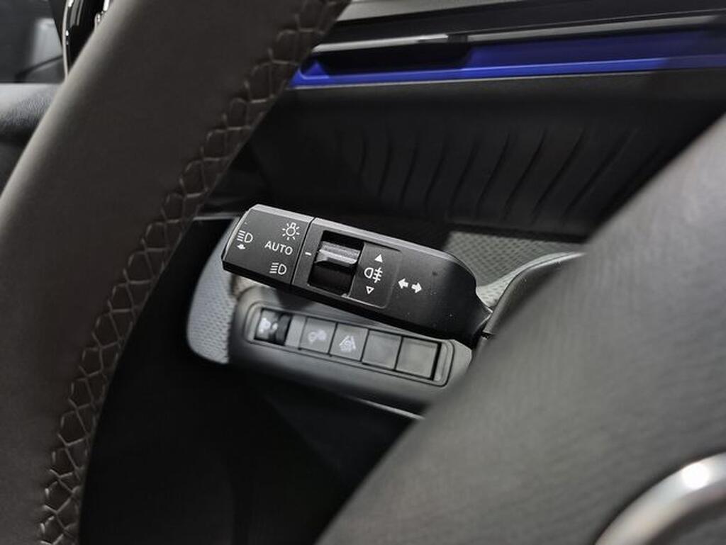 Citroën C3 1.2 HYBRID 110 EDSC6 BUSINESS 5P (KMO) Km0