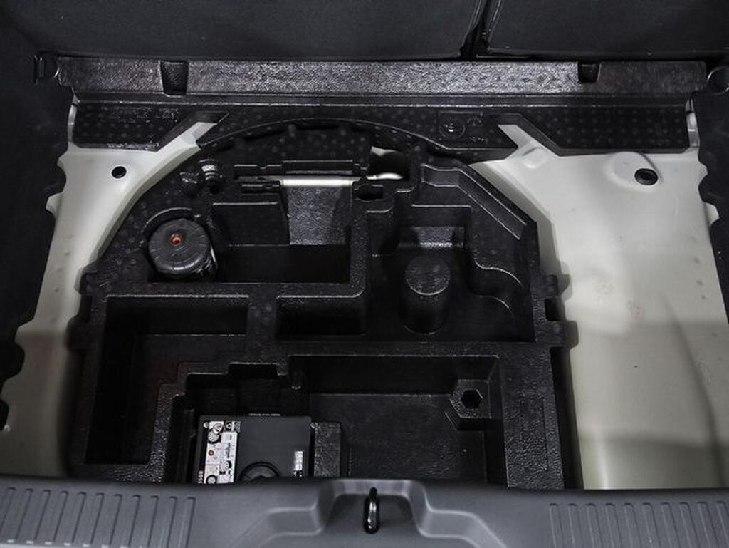 Citroën C3 1.2 HYBRID 110 EDSC6 BUSINESS 5P (KMO) Km0