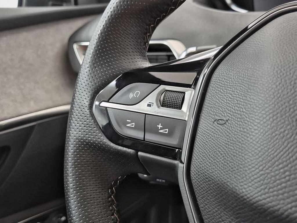 Peugeot 5008 1.5 BLUEHDI 130 S&S GT AUTO 5P 7 PLAZAS Segunda mano