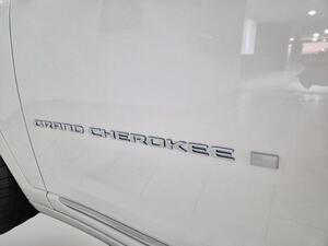 Jeep Grand Cherokee GRAND CHEROKEE SUMMIT RESERVE 13