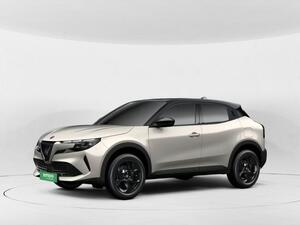 Alfa Romeo Junior Ibrida Ti 108kW (145CV) 2