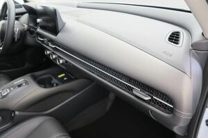 Honda ZR-V 2.0 i-MMD 4x2 Advance CVT 16