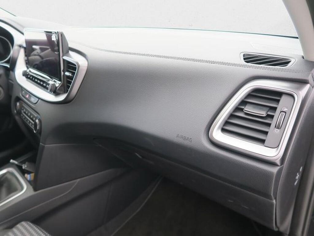 Kia XCeed 1.0 T-GDi Drive 85kW (115CV) 21