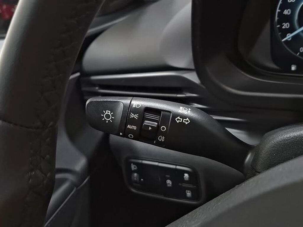 Hyundai Bayon 1.0 TGDI 74kW (100CV) 48V Maxx 14