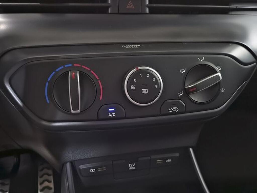 Hyundai Bayon 1.0 TGDI 74kW (100CV) 48V Maxx 24
