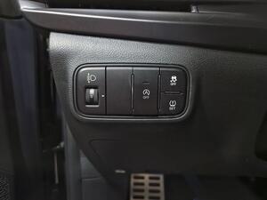 Hyundai Bayon 1.0 TGDI 74kW (100CV) 48V Maxx 12