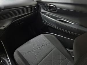 Hyundai Bayon 1.0 TGDI 74kW (100CV) 48V Maxx 28