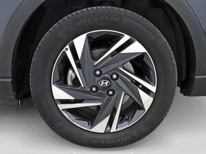 Hyundai Bayon 1.0 TGDI 74kW (100CV) 48V Maxx 10