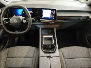 Renault Austral 1.2 E-TECH HEV 200 EVOLUTION 5P 8