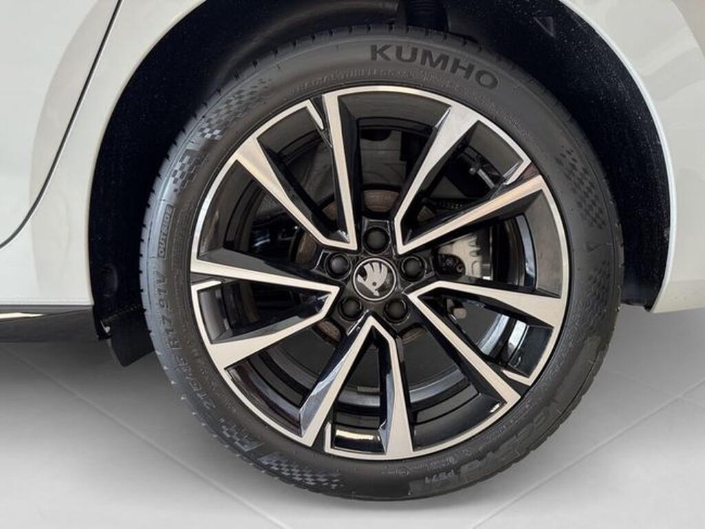 Skoda Fabia 1.0 TSI 115 MONTE CARLO 5P 8