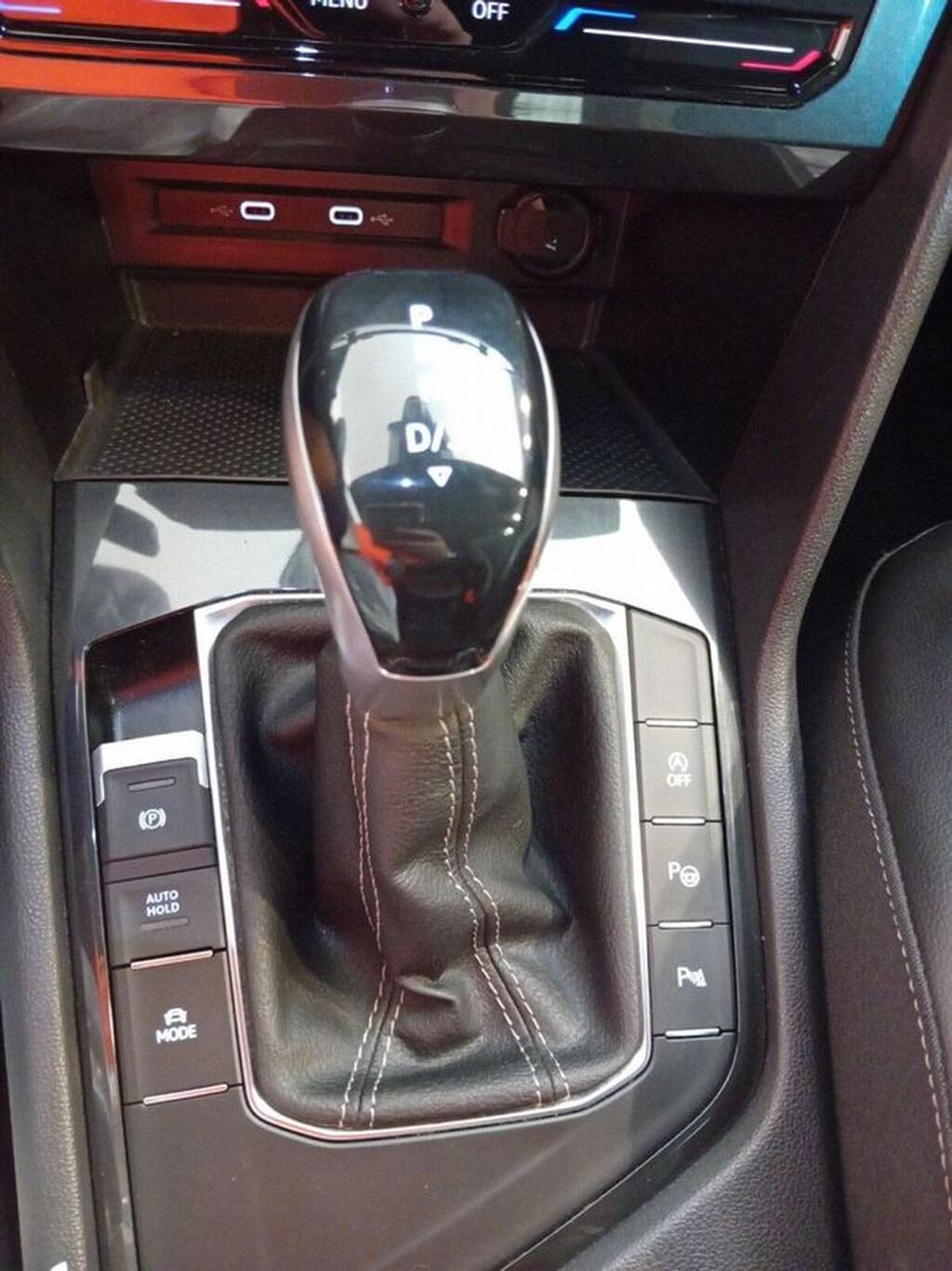 Volkswagen Tiguan 2.0 TDI 150 R-LINE DSG 5P (TECHO) Segunda mano