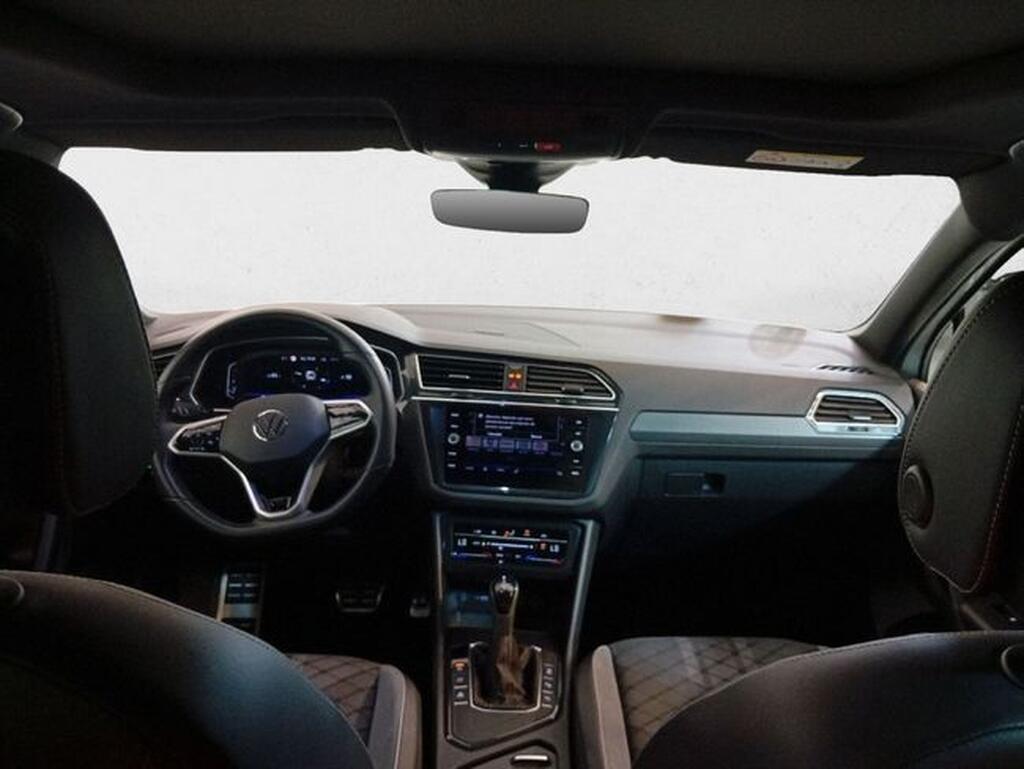 Volkswagen Tiguan 2.0 TDI 150 R-LINE DSG 5P (TECHO) Segunda mano