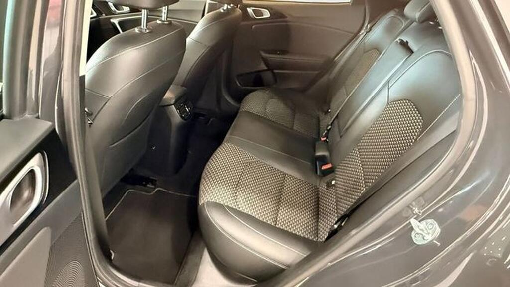 Kia Ceed 1.0 T-GDI 120 TECH 5P 12