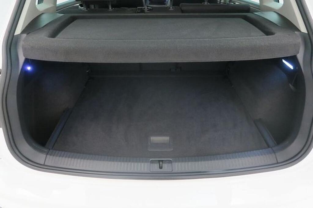 Volkswagen Tiguan 1.5 TSI 150 LIFE DSG 5P Segunda mano
