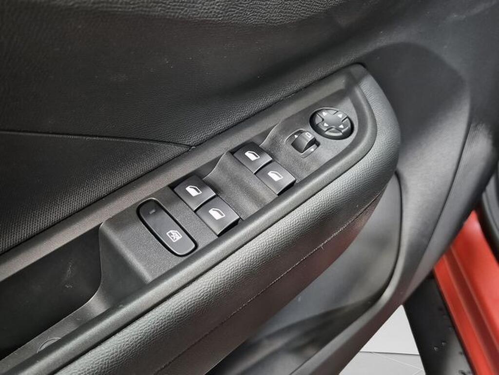 Opel Frontera 1.2T XHT HYBRID 110 EDITION EDCT 5P (DEMO) Km0
