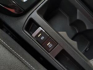 Volkswagen T-Roc R-Line 1.5 TSI 110kW (150CV) DSG 25