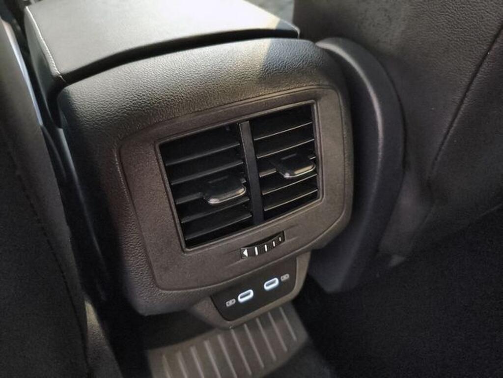 Volkswagen T-Roc R-Line 1.5 TSI 110kW (150CV) DSG Segunda mano