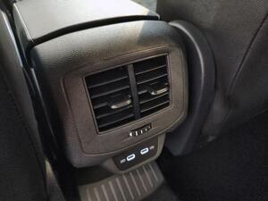 Volkswagen T-Roc R-Line 1.5 TSI 110kW (150CV) DSG 27