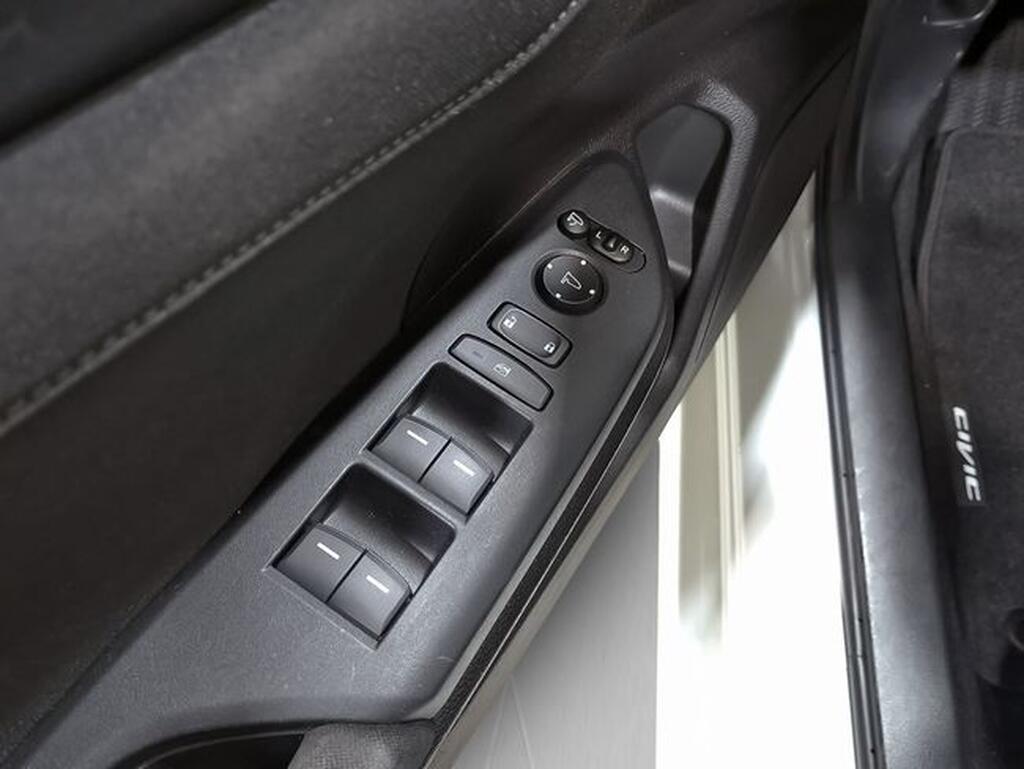Honda Civic 1.0 I-VTEC TURBO ELEGANCE NAV Segunda mano