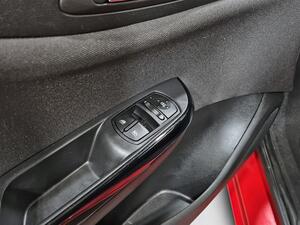 Opel Corsa 1.4 66kW (90CV) Color Edition 11