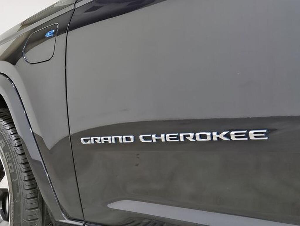 Jeep Grand Cherokee GRAND CHEROKEE 2.0 PHEV OVERLAND AUTO 4WD 5P (TECHO) Segunda mano
