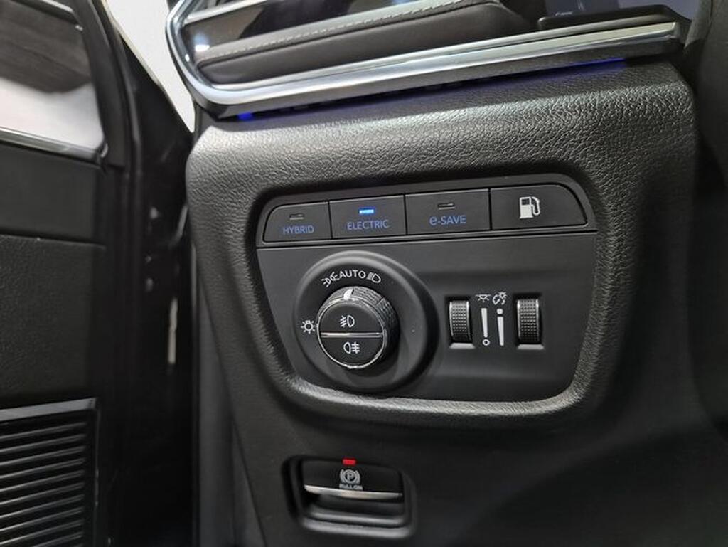 Jeep Grand Cherokee GRAND CHEROKEE 2.0 PHEV OVERLAND AUTO 4WD 5P (TECHO) Segunda mano