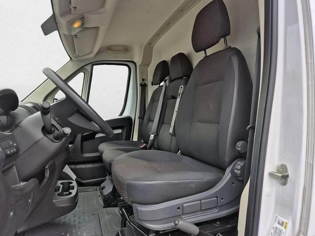 Opel Movano FG 2.2 BHDI 120 L2H2 3.0T 4P 8