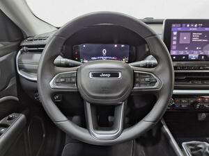 Jeep Compass COMPASS 1.3 GSE 130 LIMITED FWD 5P 18