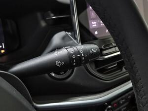 Jeep Compass COMPASS 1.3 GSE 130 LIMITED FWD 5P 15