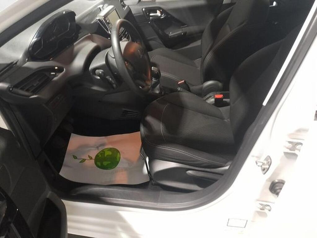 Peugeot 208 5P ACTIVE BlueHDi 73kW (100CV) 11