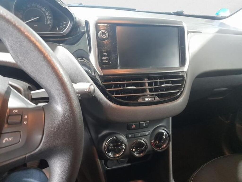 Peugeot 208 5P ACTIVE BlueHDi 73kW (100CV) 10