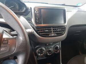 Peugeot 208 5P ACTIVE BlueHDi 73kW (100CV) 10