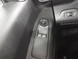 Peugeot Rifter E-RIFTER ACTIVE PACK STANDARD BEV (100 KW) 136CV 15