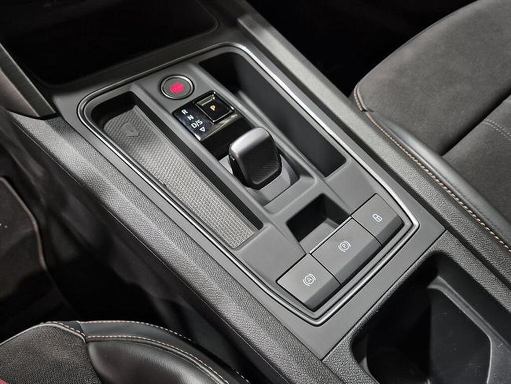 Cupra Formentor 1.5 TSI 150 DSG 5P (TECH PACK+LLANTAS 18â³) 32